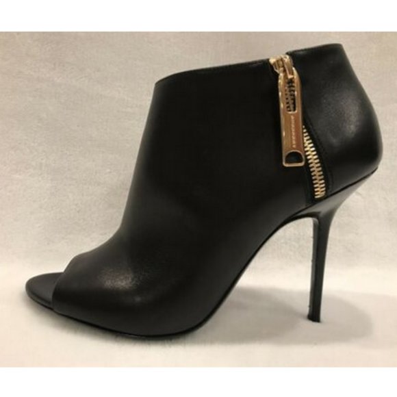 Burberry Shoes - Burberry Prorsum Black Assendon Peep Toe Bootie 9